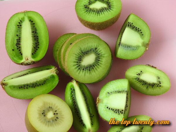 Kiwifruit kiwi